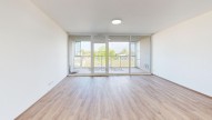 pronajem-novostavby-bytu-3kk-8317m2-lodzie-2340m2-v-novostavbe-bydleni-santova-olomouc-living-room.jpg